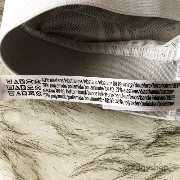 Victoria Sport | Player Mesh Racerback Sports Bra - Picture 6 of 8